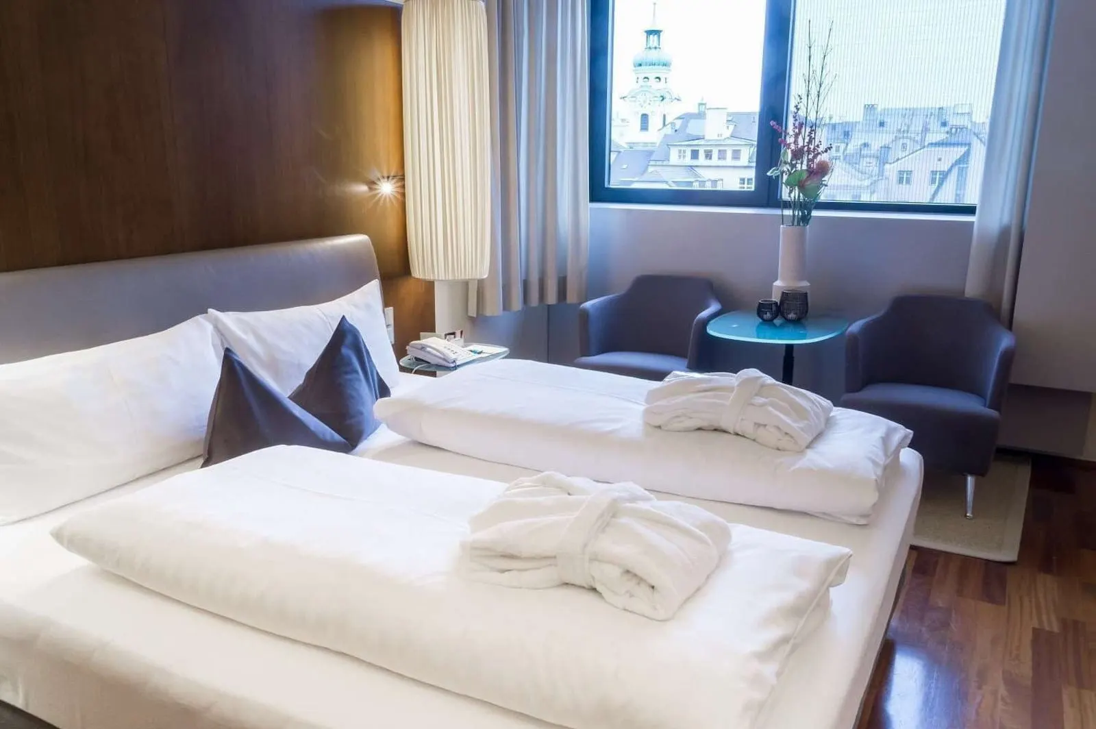 The Penz Hotel: Double room with city view