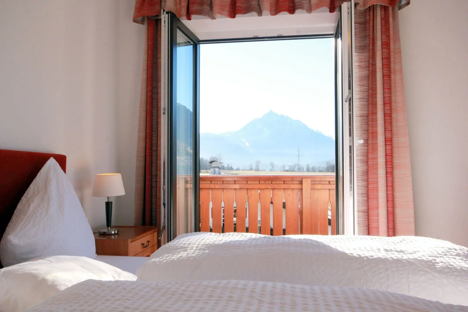 Hotel Sonnenhof Igls: Double room with mountain view