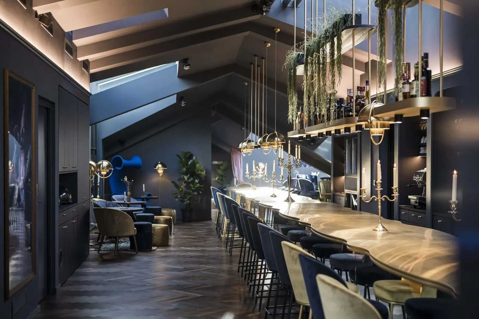Altstadthotel Weisses Kreuz: Bar