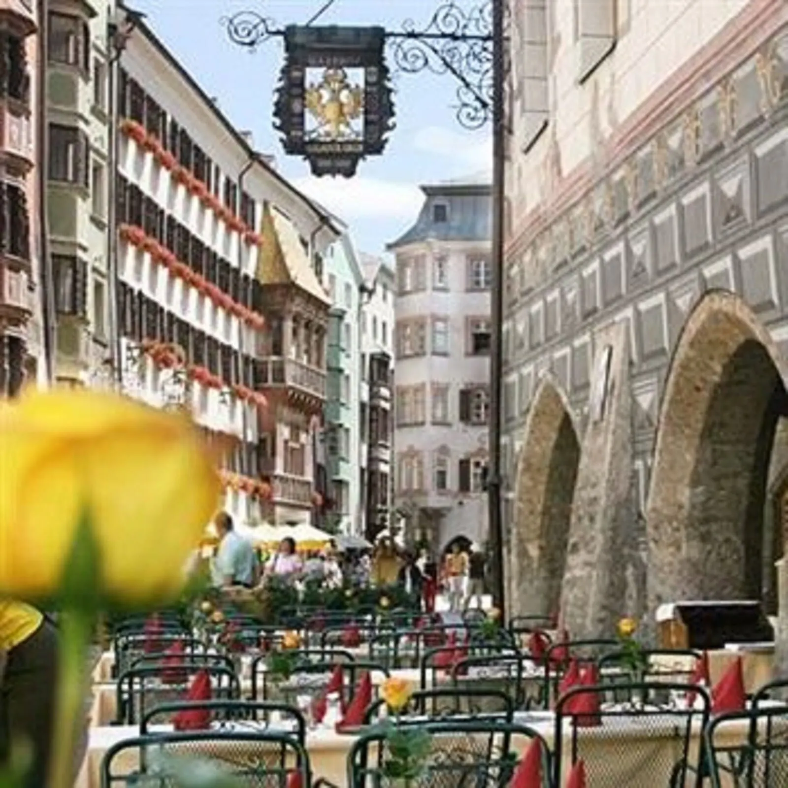 Hotel Goldener Adler: The old town lanes outside the hotel, with the Golden Roof behind