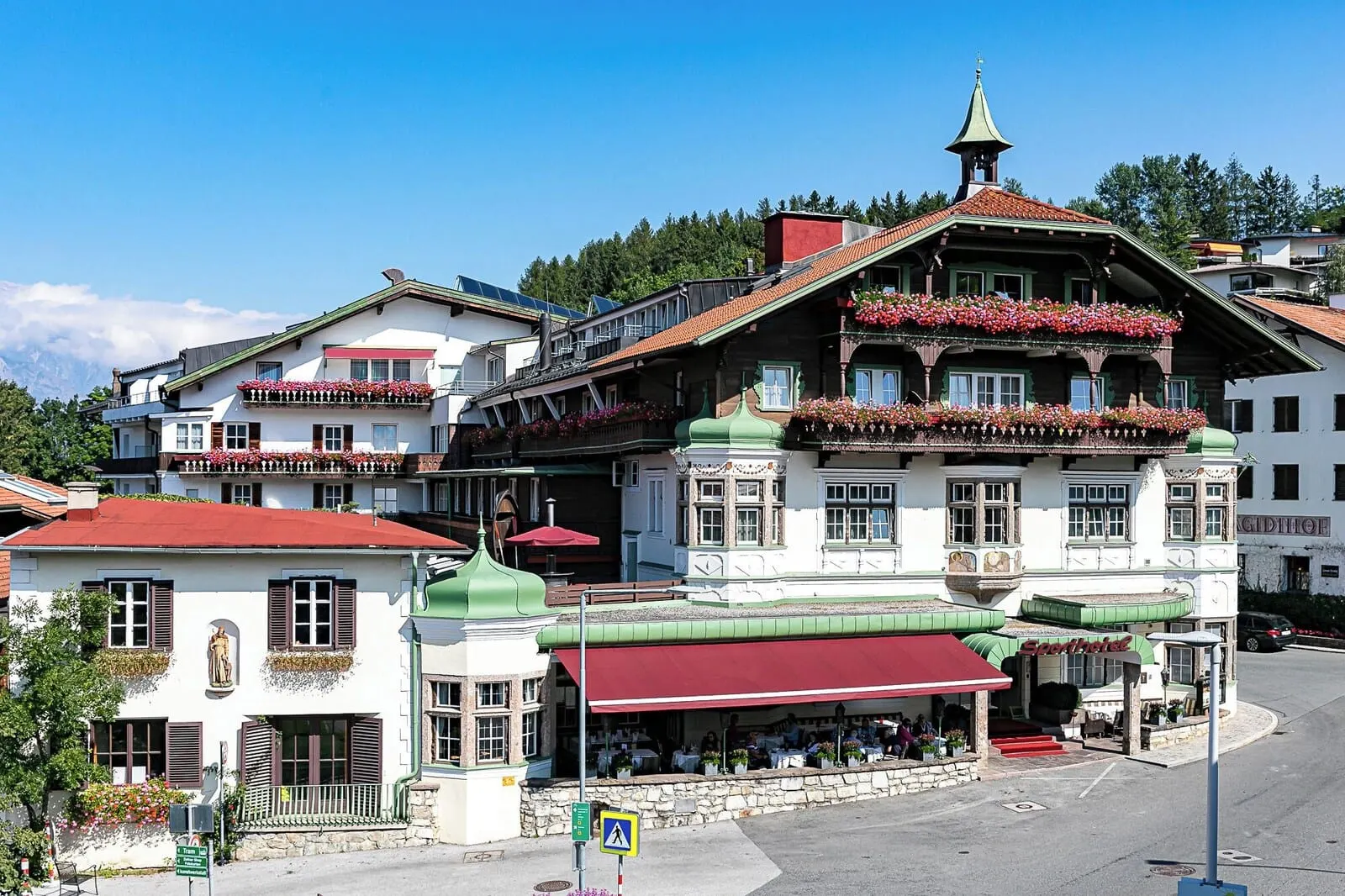 Sporthotel Igls: The Sporthotel on the square in Igls