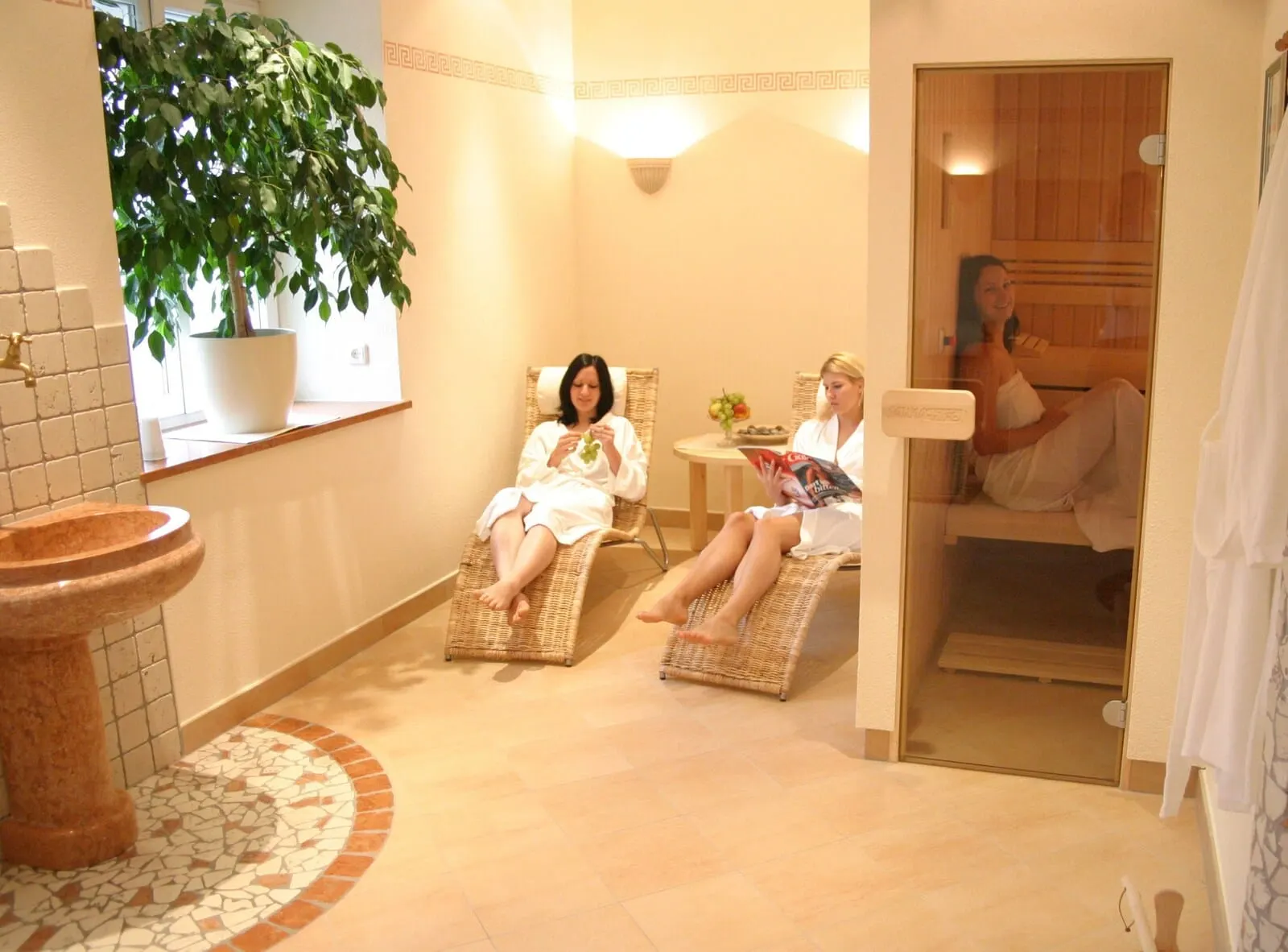 Hotel Heiligkreuz: Sauna and relaxation area