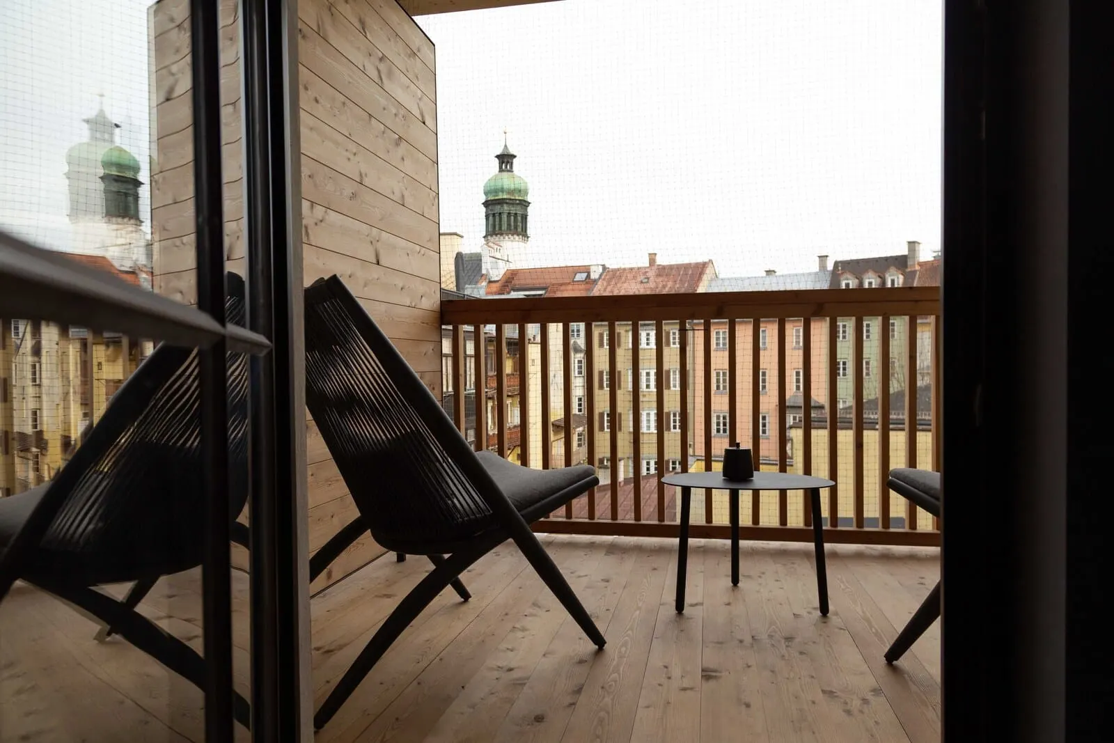 Altstadthotel Weisses Kreuz: Balcony over the old town roofs