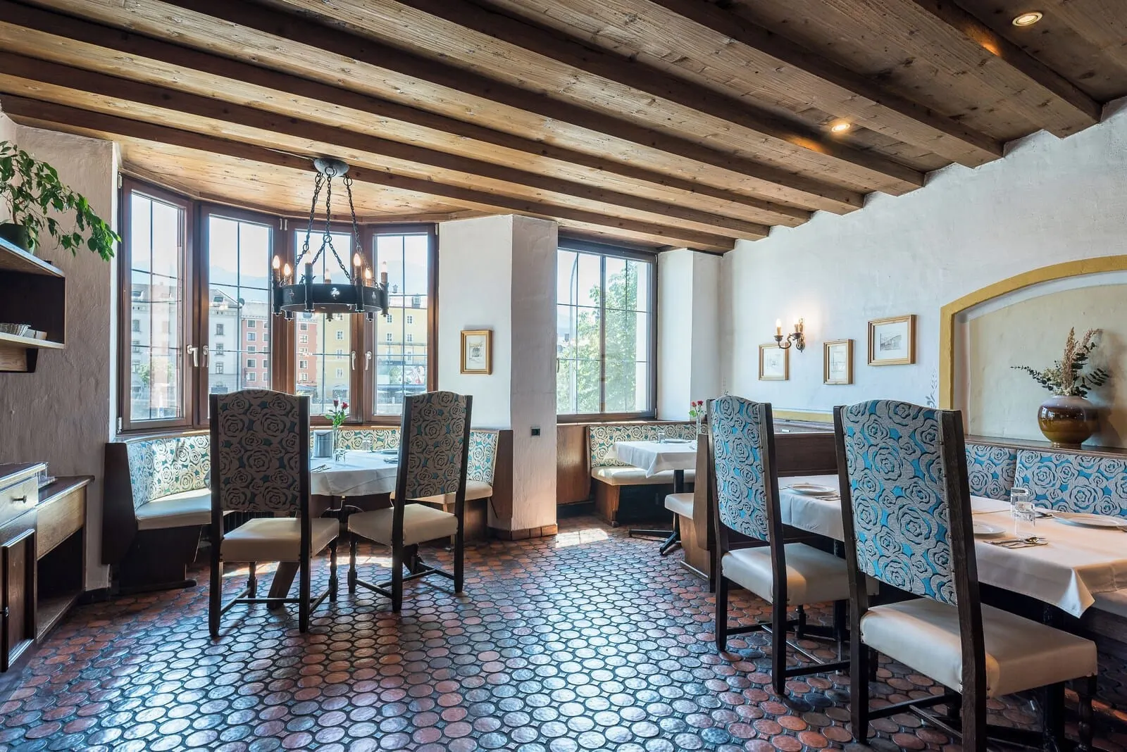 Hotel Mondschein: Breakfast room