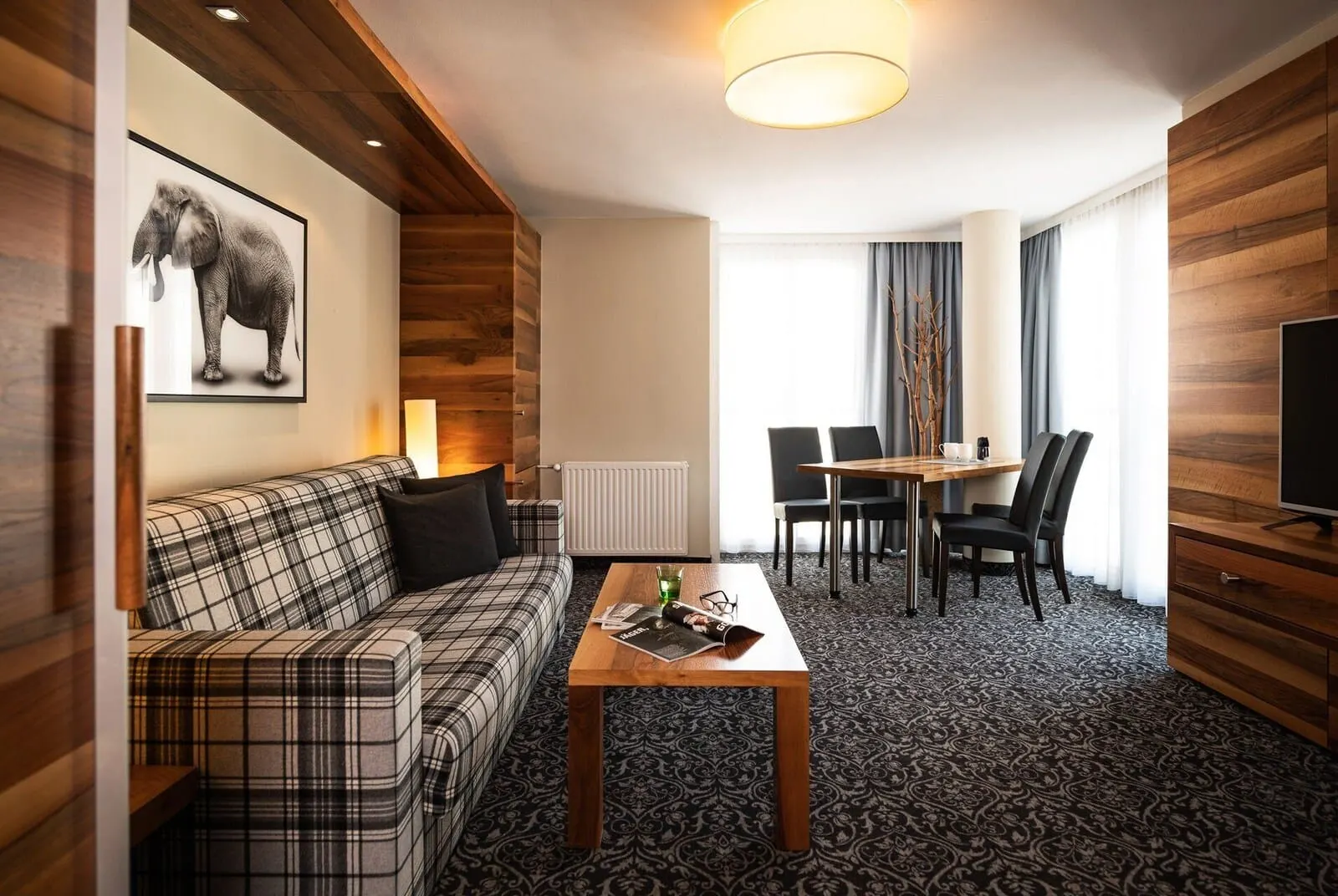 Hotel Grauer Bär: Suite sitting area