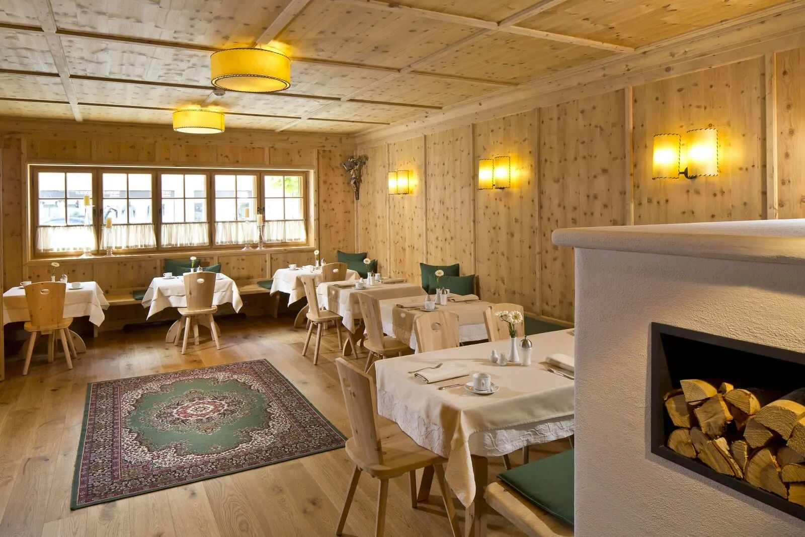 Hotel Maximilian Stadthaus Penz: Pine-panelled breakfast room