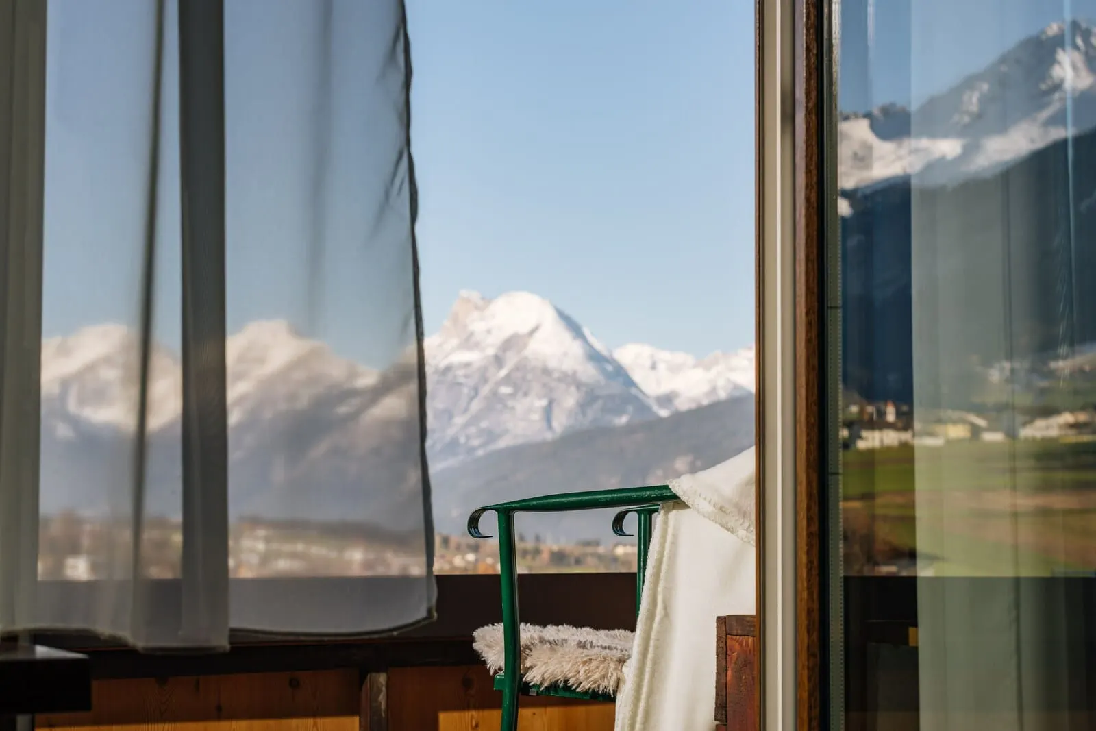 Hotel Kögele: Mountain view from a room