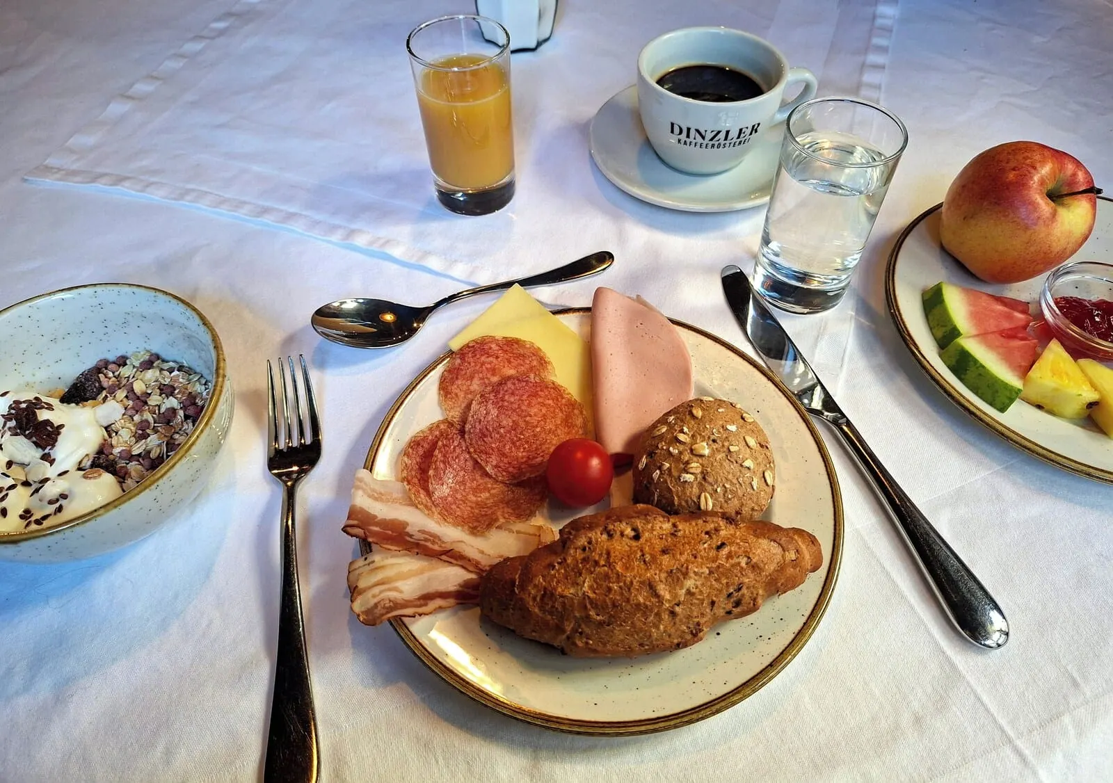 Hotel Goldener Engl: Breakfast