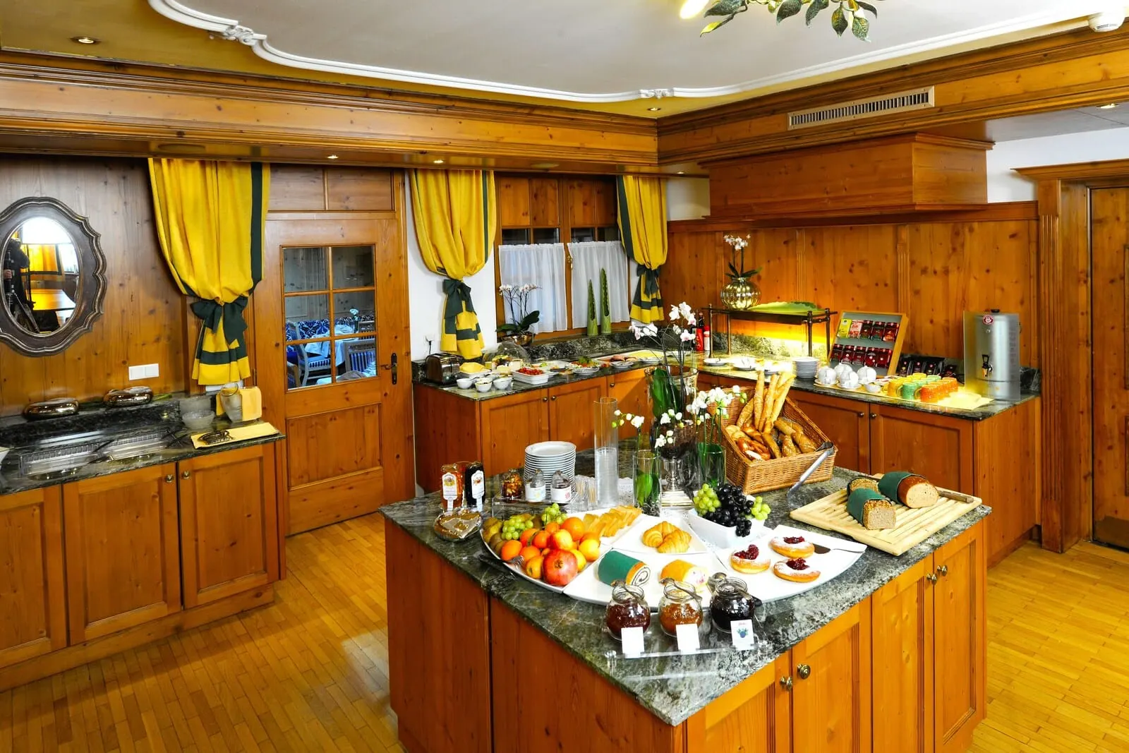 Hotel Bierwirt: Breakfast buffet