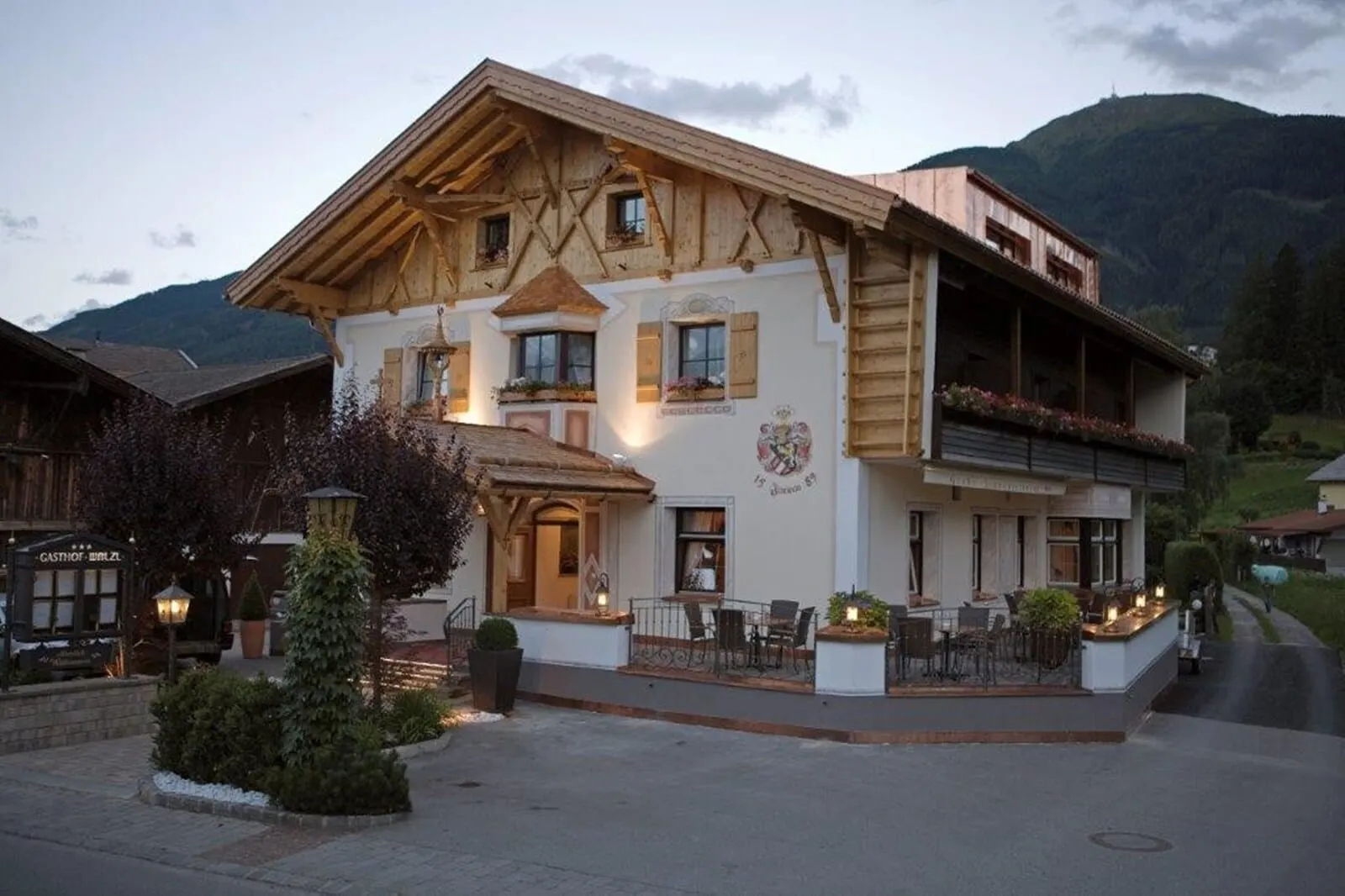 DER WALZL: The hotel in Lans