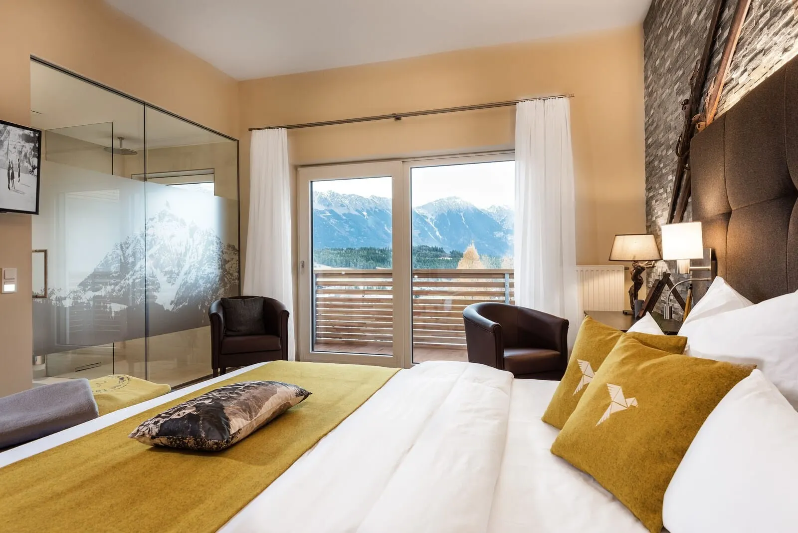 Hotel dasMEI: Double room with balcony